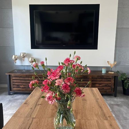 Apartament Happiness Jelenia Góra Esterno foto