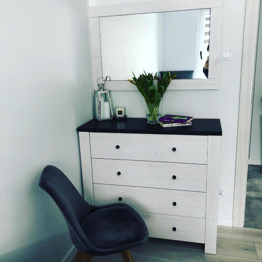 Apartament Happiness Jelenia Góra Esterno foto