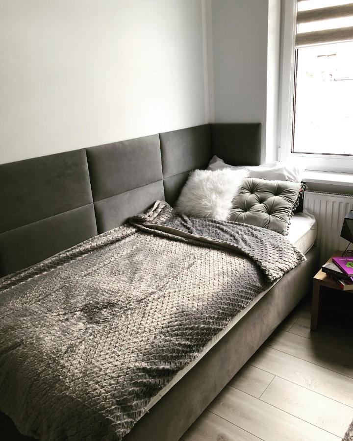 Apartament Happiness Jelenia Góra Esterno foto
