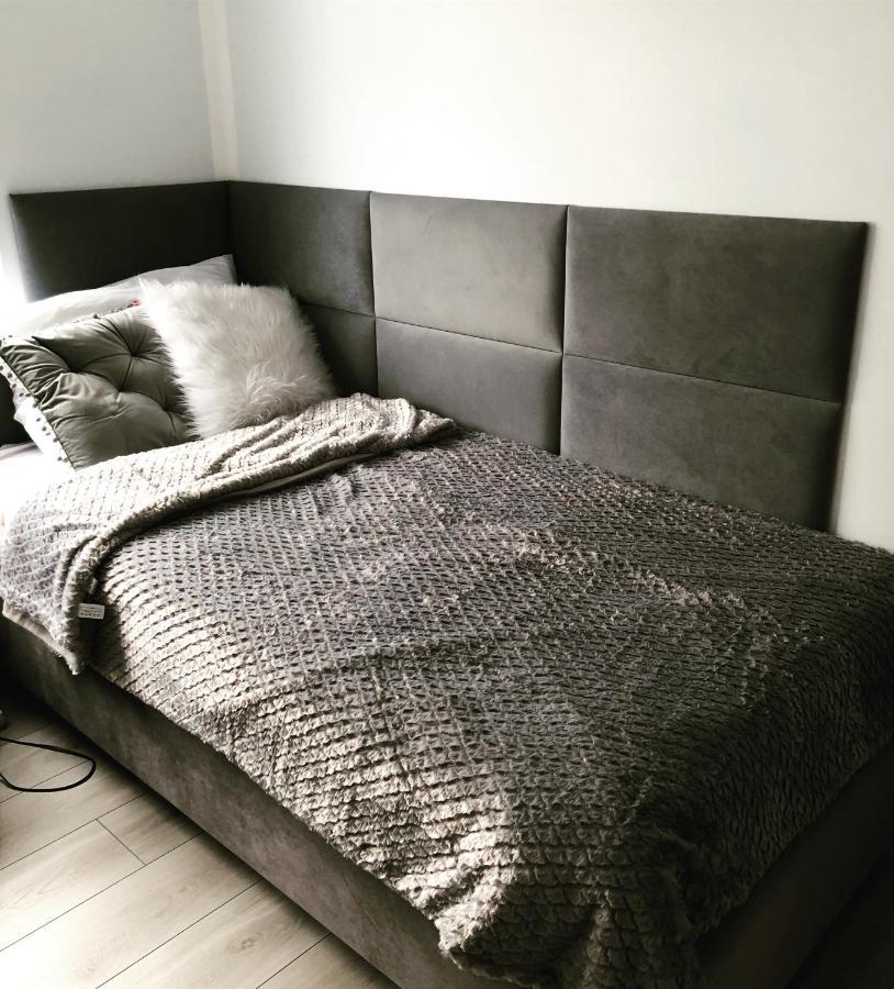 Apartament Happiness Jelenia Góra Esterno foto