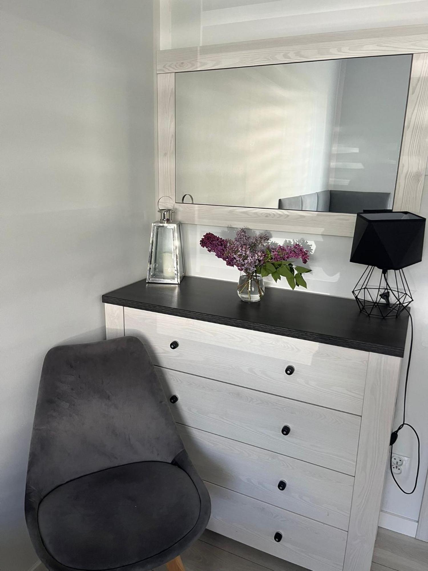 Apartament Happiness Jelenia Góra Esterno foto